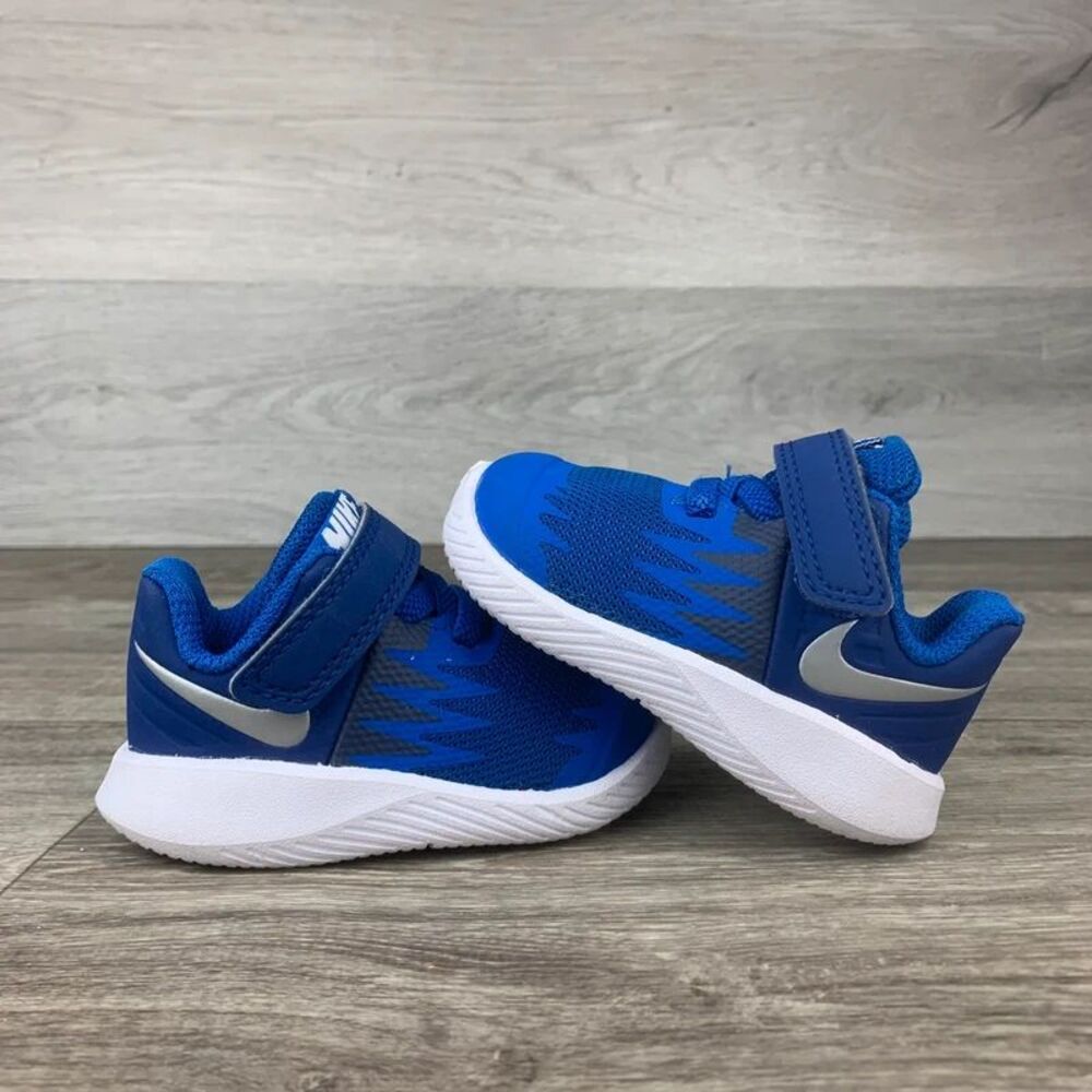 Royal Blue/White Nike Star Runner Boys/Girls/Toddler Shoes size 2c